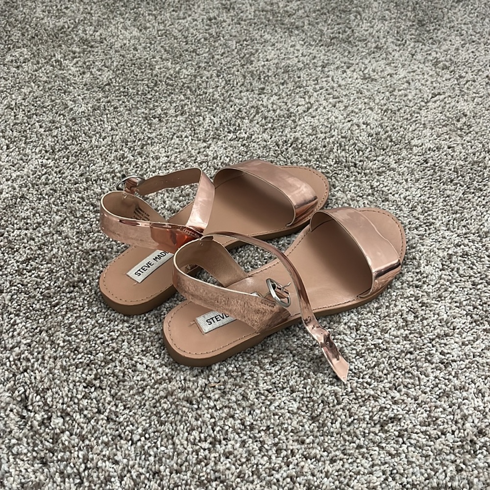 Steve Madden sandals